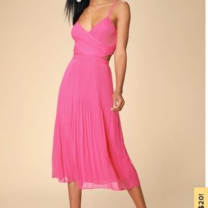 NWT! Ali & Jay  For the Gram Fuschia Midi Dress